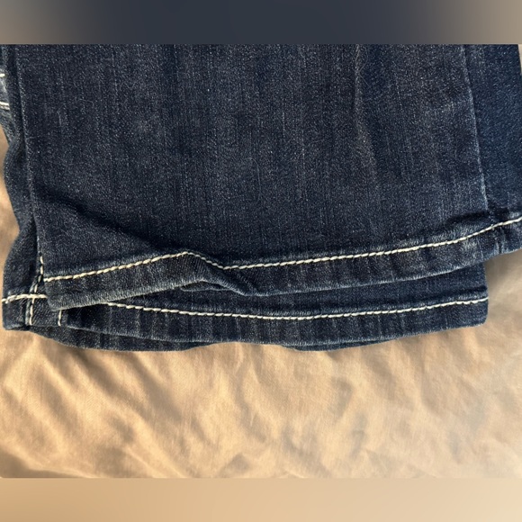 Ariat R.E.A.L. Mid Rise Stretch Entwined Boot Cut Jean in 27R - Picture 7 of 8